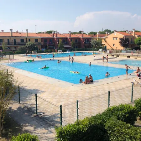 Bright In A Area In Bibione- Beahost Bibione