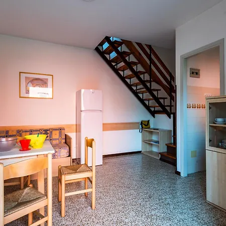 Apartamento Bright In A Area In Bibione- Beahost *