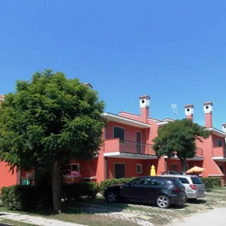 Appartamento Bright In A Area In Bibione- Beahost *
